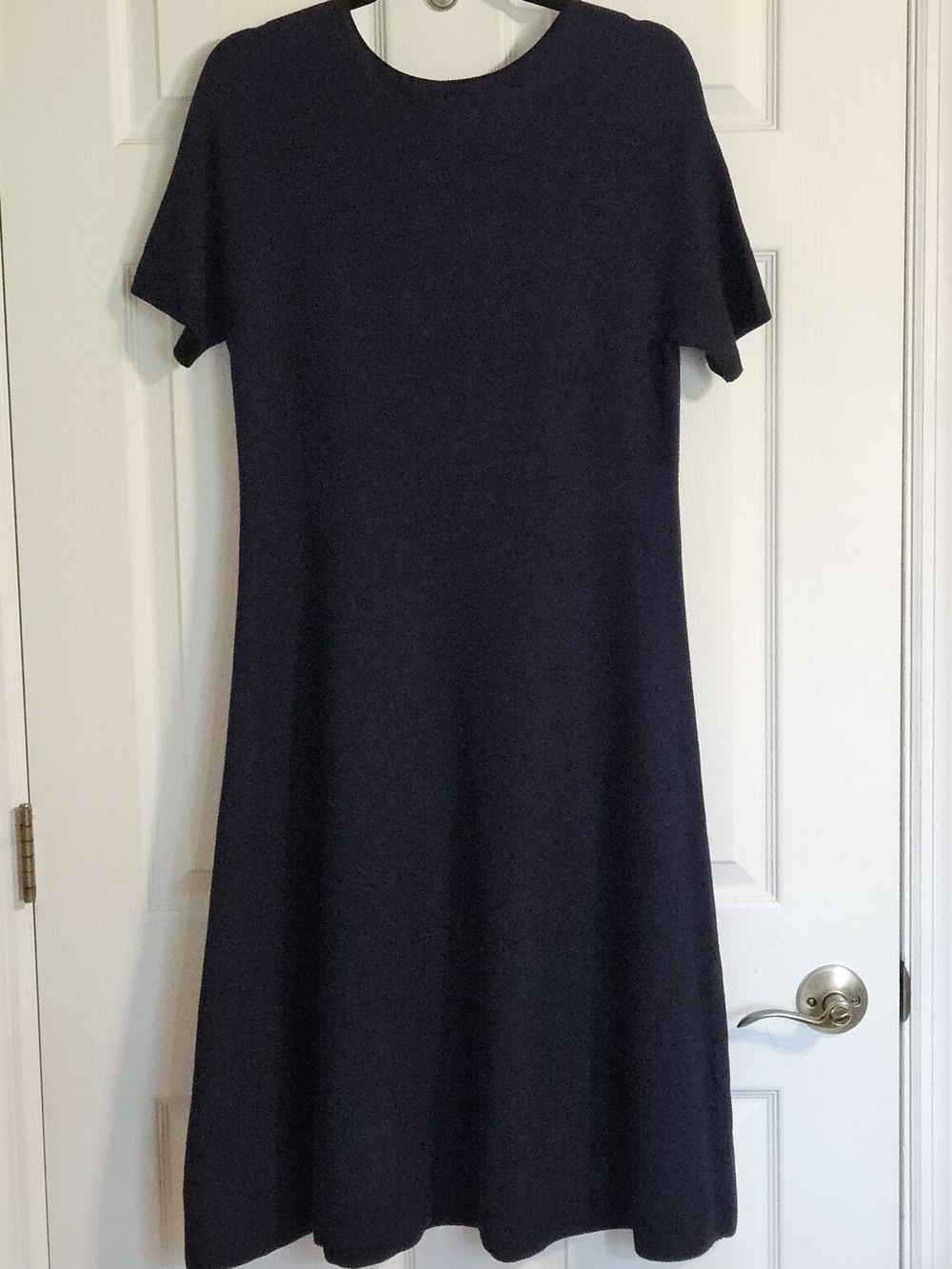 Uniqlo Navy Midi Short Sleeve Crewneck Dress - Picture 8 of 12